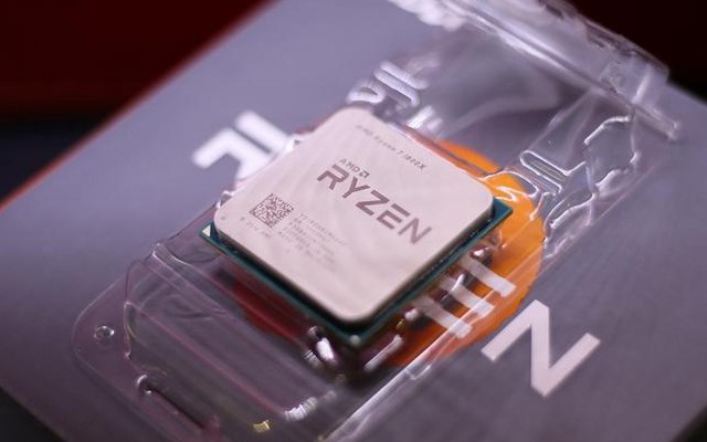 吊打i7农企翻身 AMD Ryzen7 1800X开箱图赏